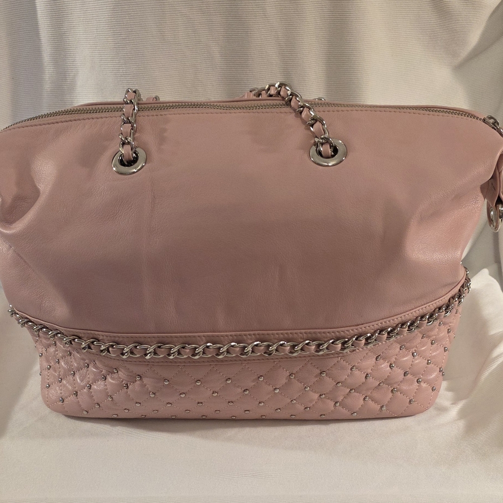 BODHI Large Chic Pink Quilted Convertible/Shoulder Bag